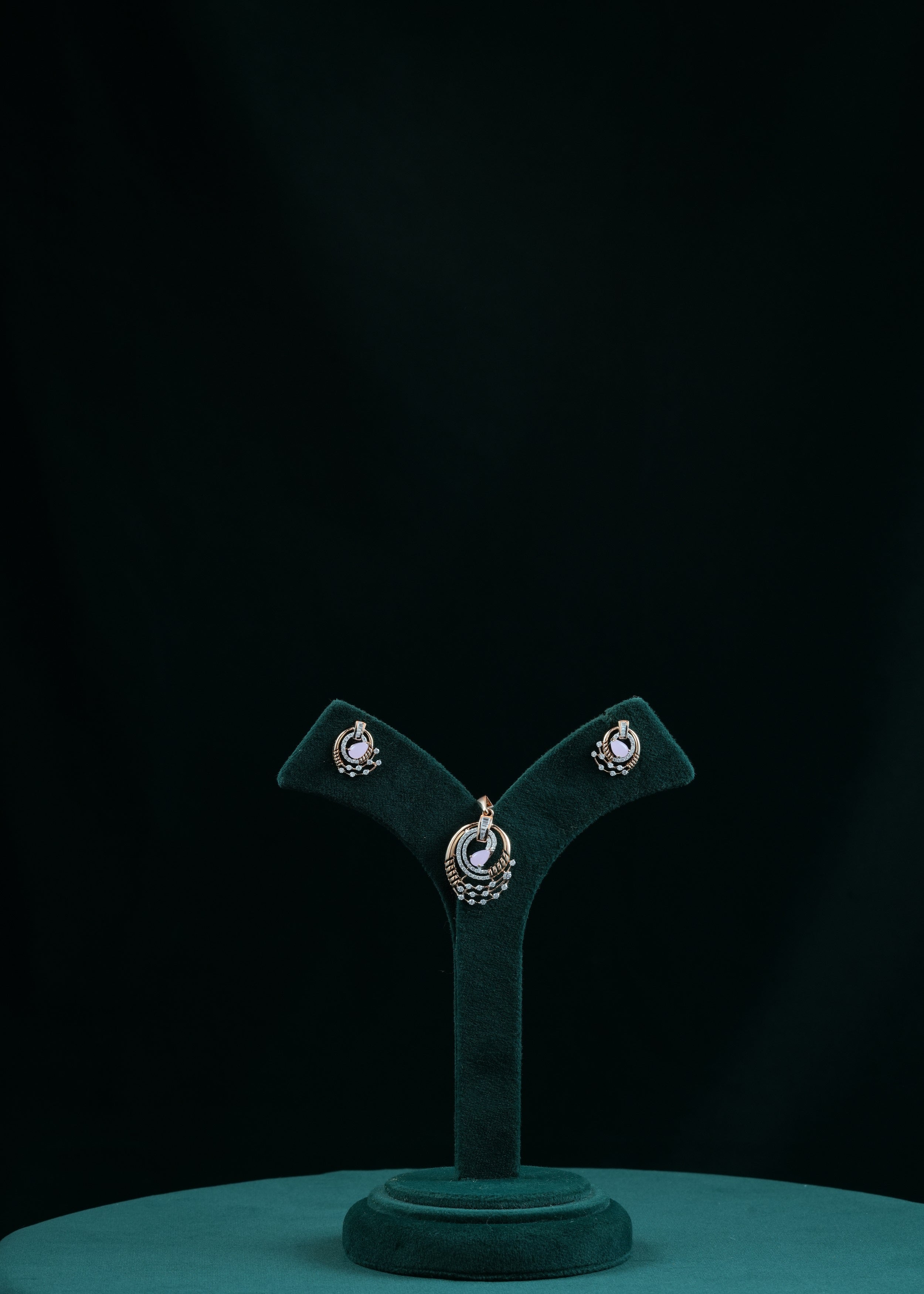 18KT PENDANT SET