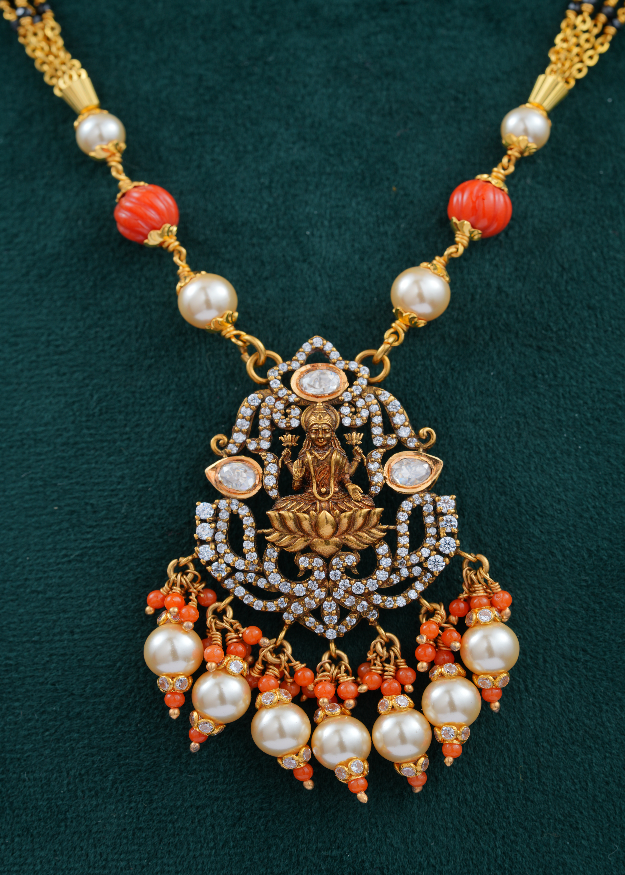 Lakshmidevi idol mangalsutra