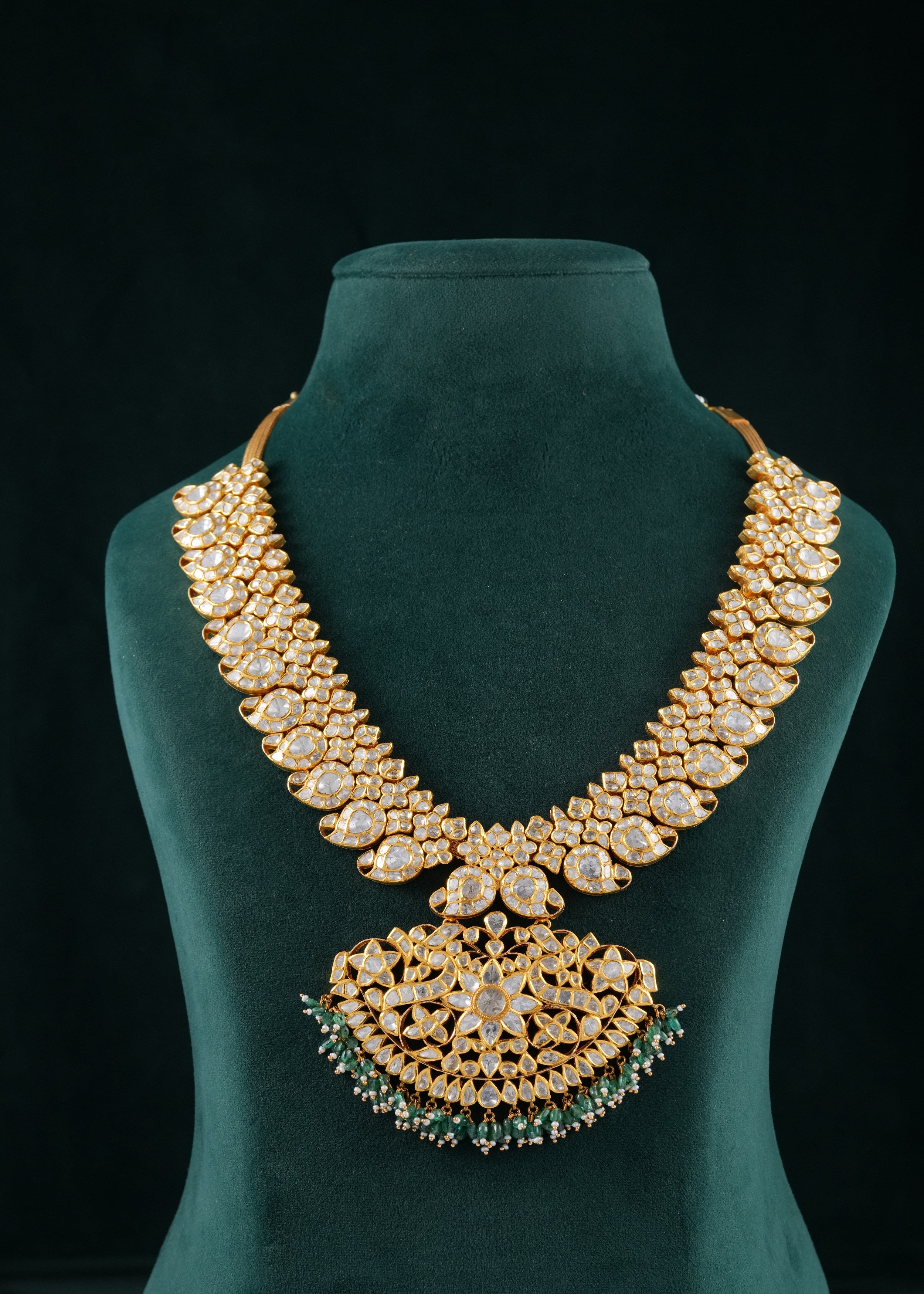 Mango leaf Design Necklace