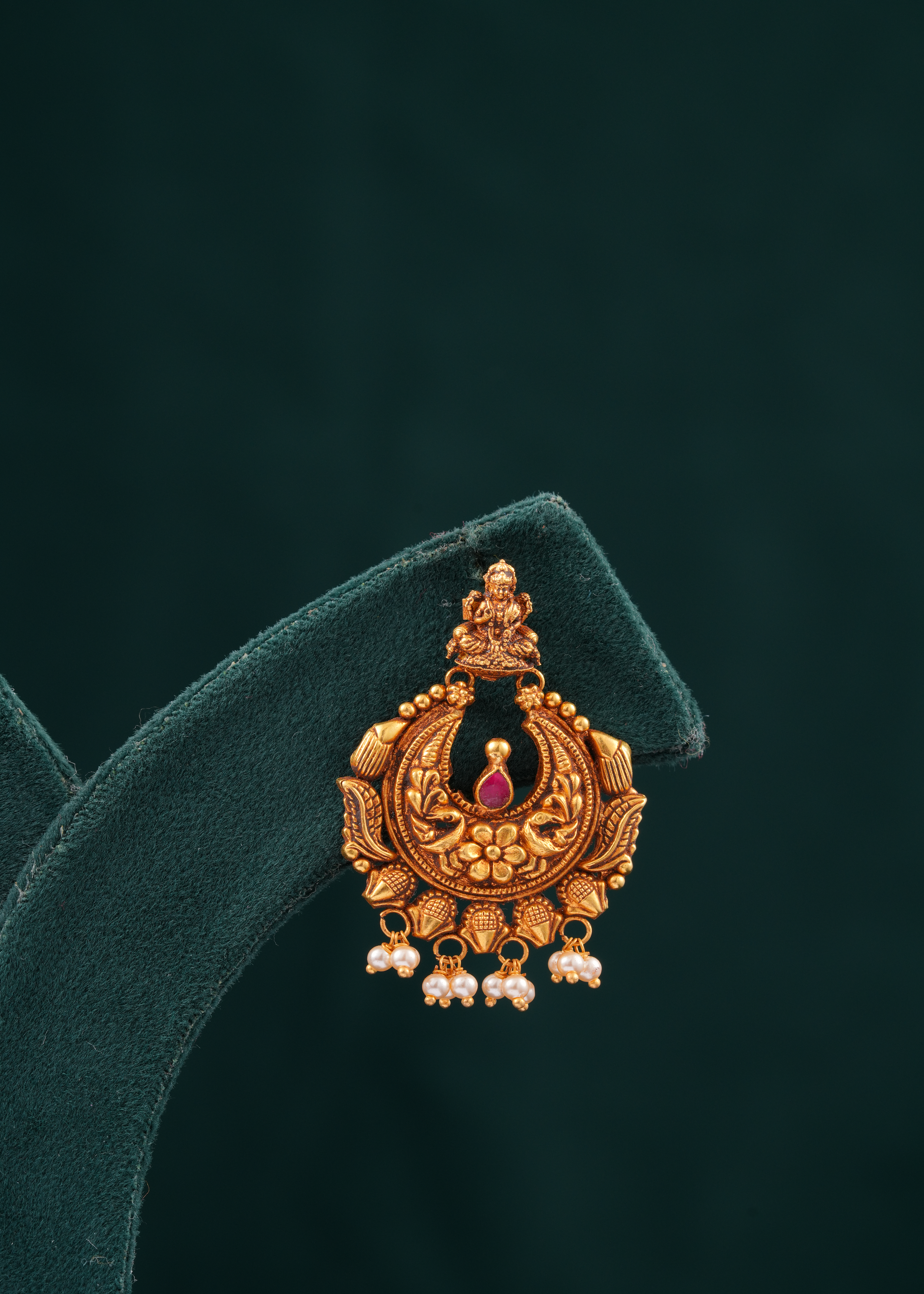 22KT CHANDBALI EARRINGS
