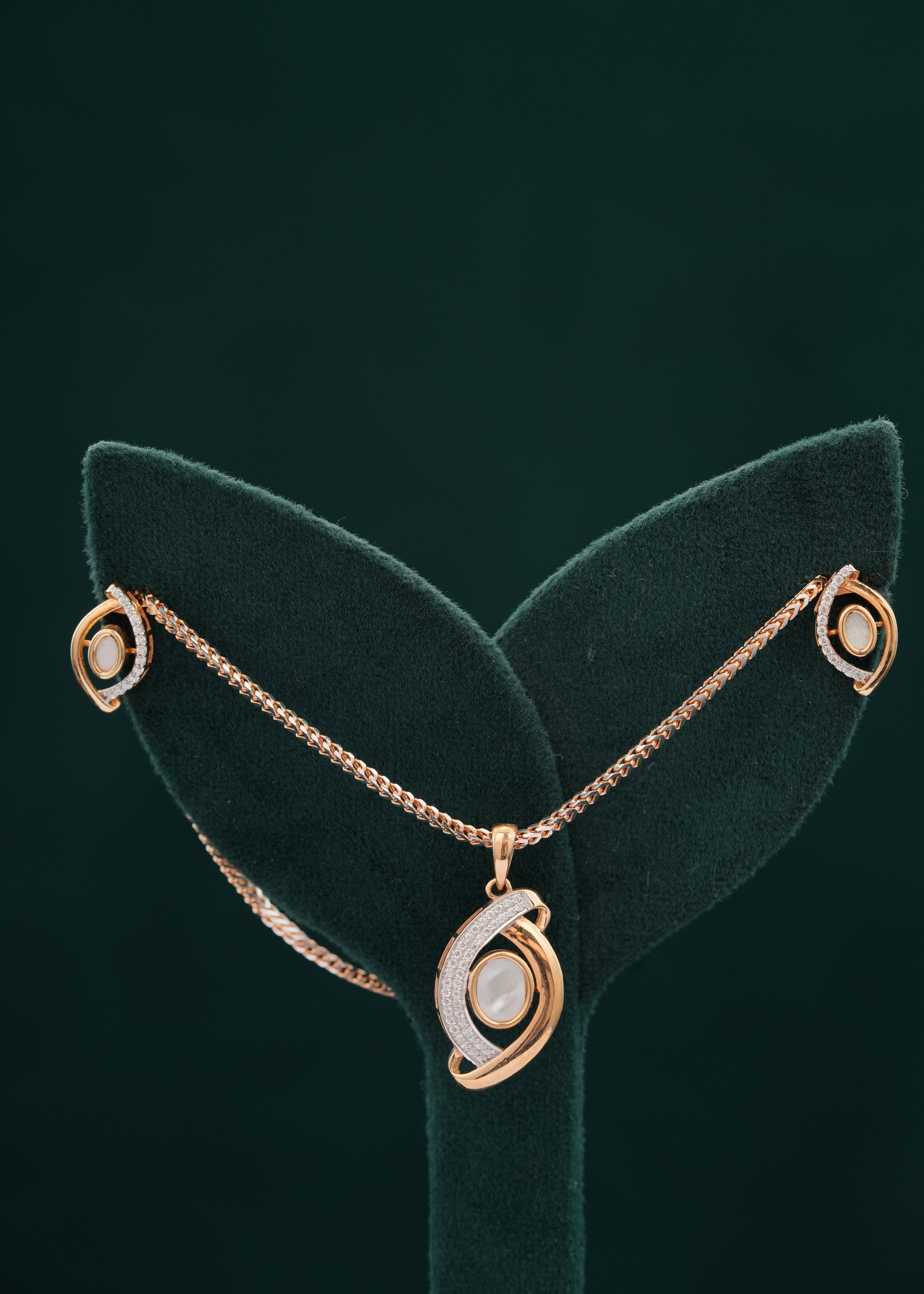 18KT Pendant set