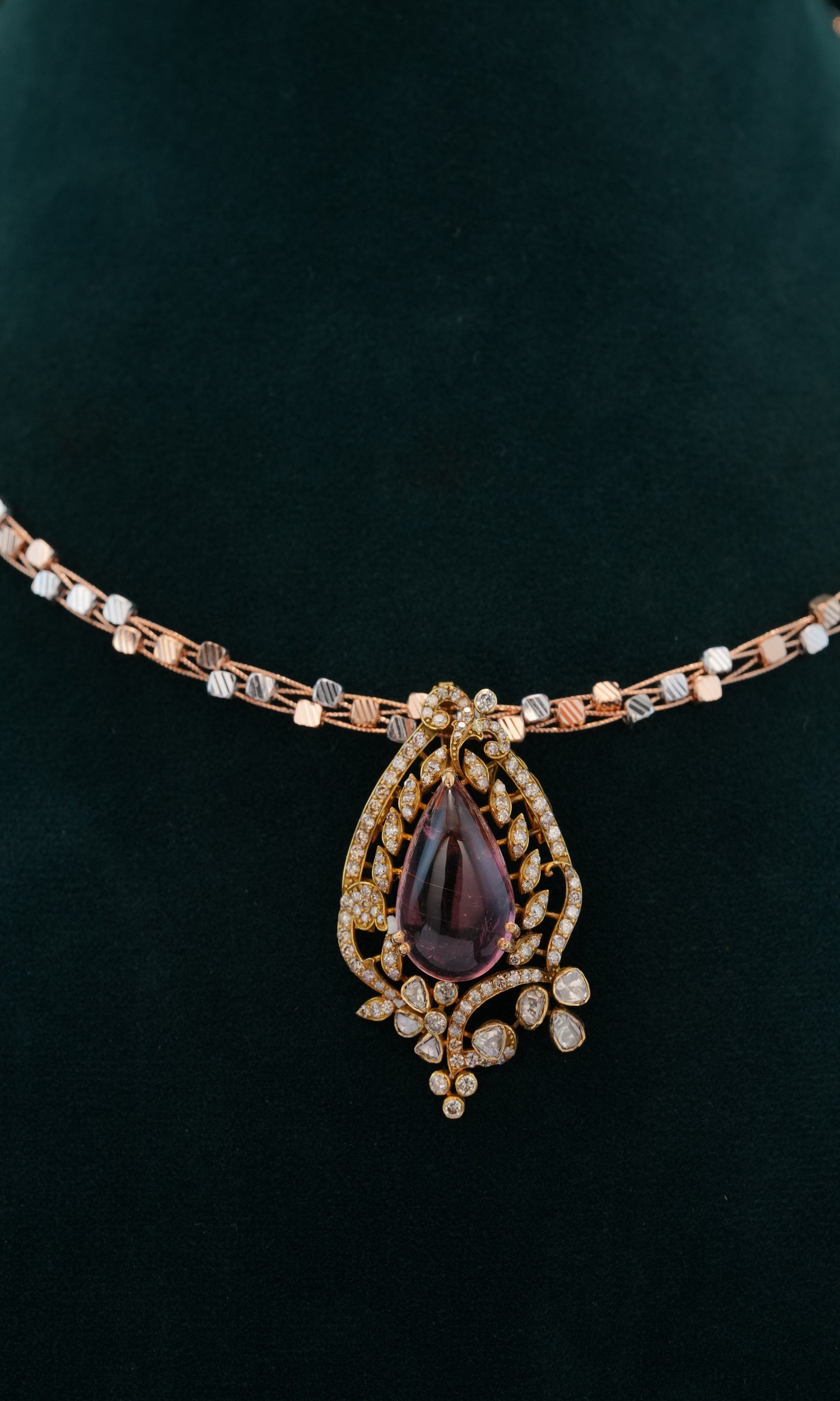 POLKI NECKLACE