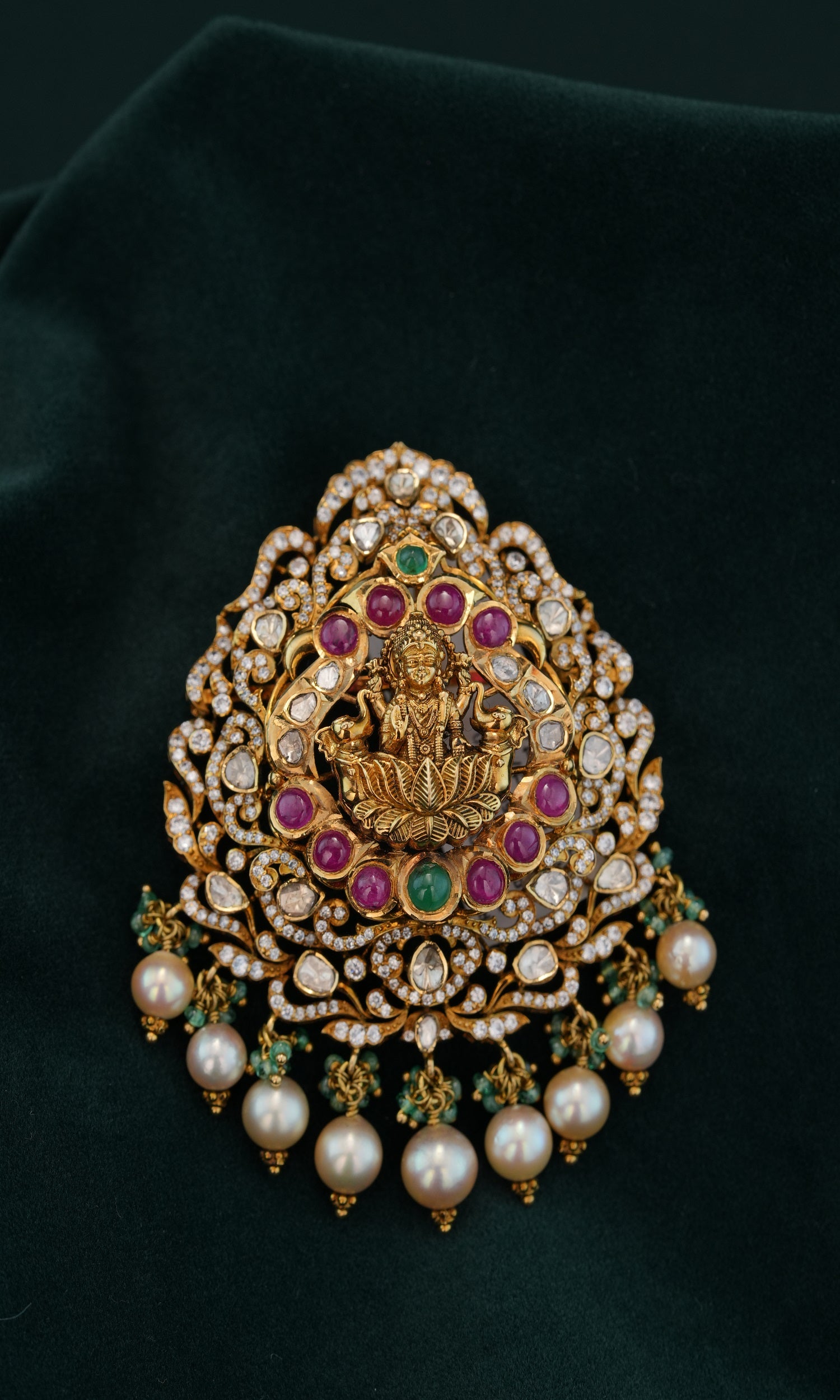 22KT STONE PENDANT