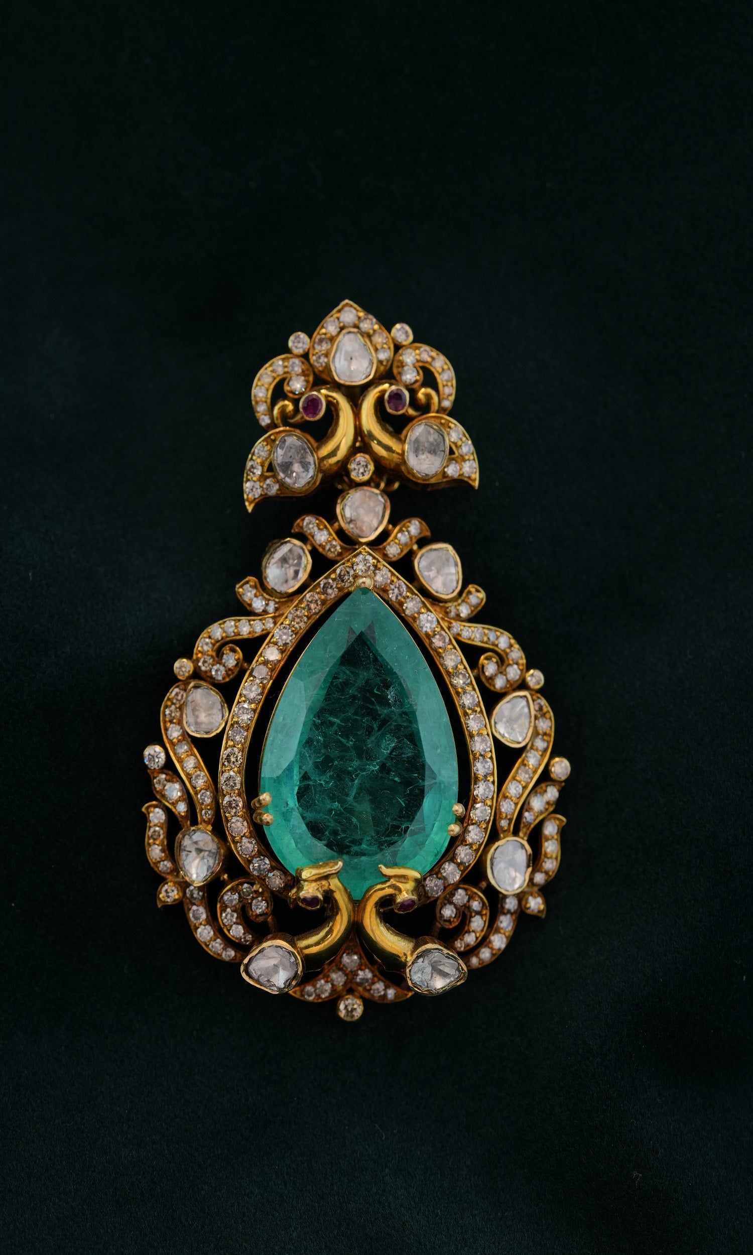 22KT STONE PENDANT
