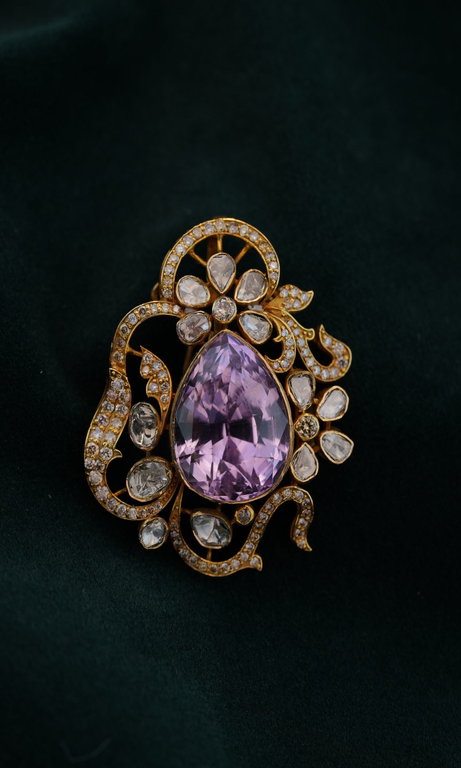 22KT STONE PENDANT